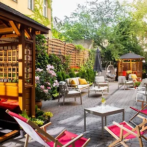 https://hotel-amber.krakowhotelspoland.com
