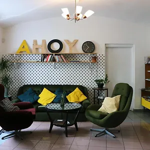  Hostel Boudnik