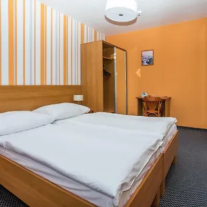 3* Hotel Bridge